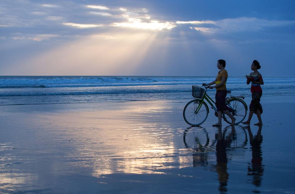 Samaja Beachside *